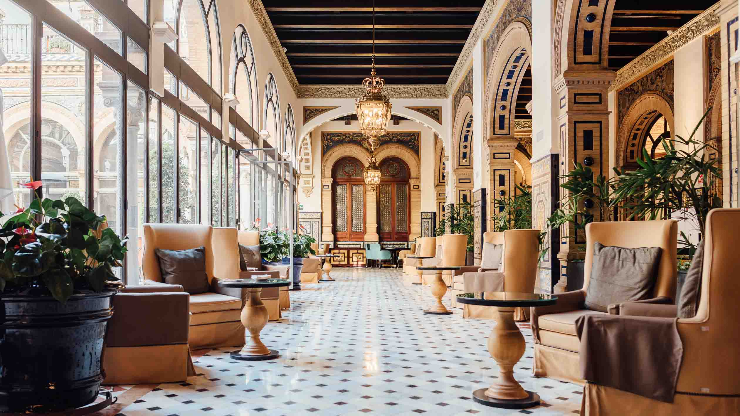 Fotografía editorial del Hotel Alfonso XIII en Sevilla — José Laguna Studio